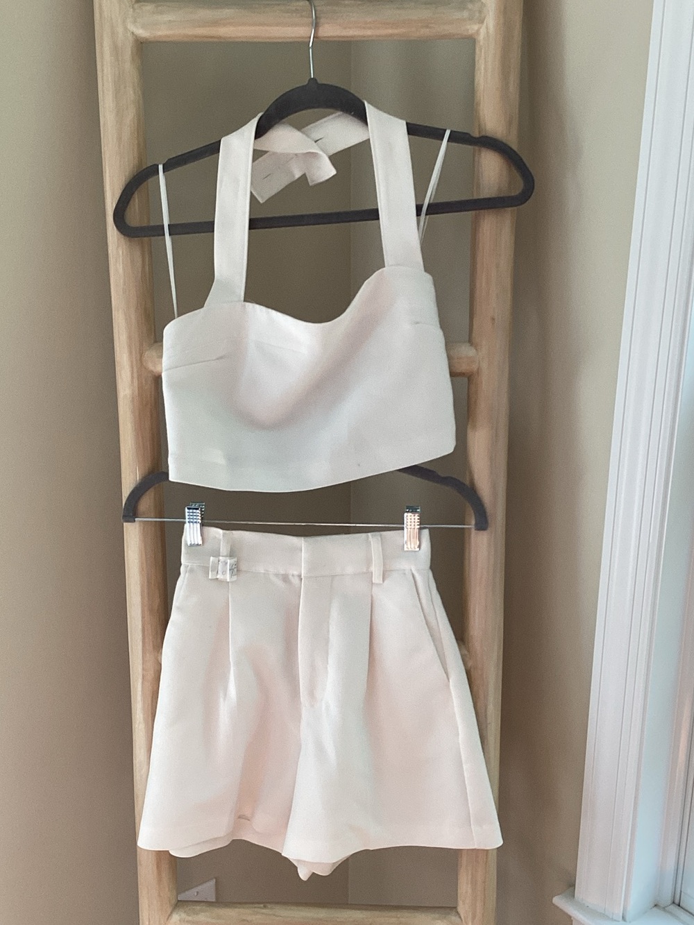 Abercrombie & Fitch Cream High-Waist Shorts Set